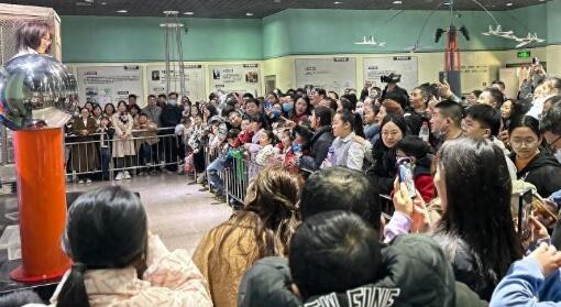 春节活动回顾┃“龍重登场 星耀科技”