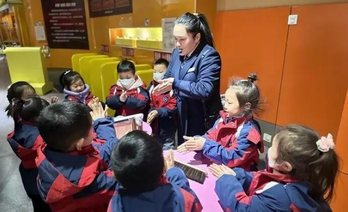 双减一加，科学教育再探索-“我们这五年”郑州乐发500系统工作巡展科技馆