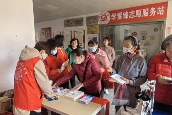 郑州市二七区科协开展学雷锋“i科普”科技志愿服务活动