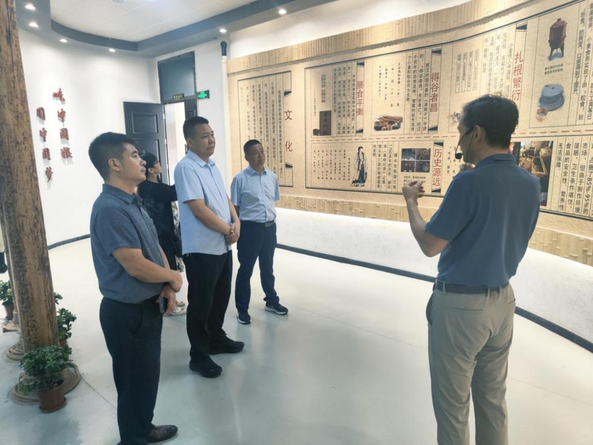 “百会链千企”---郑州乐发500市营养协会“科技服务团”走进企业