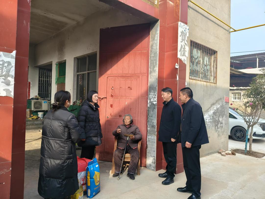 调研走访  真情关爱