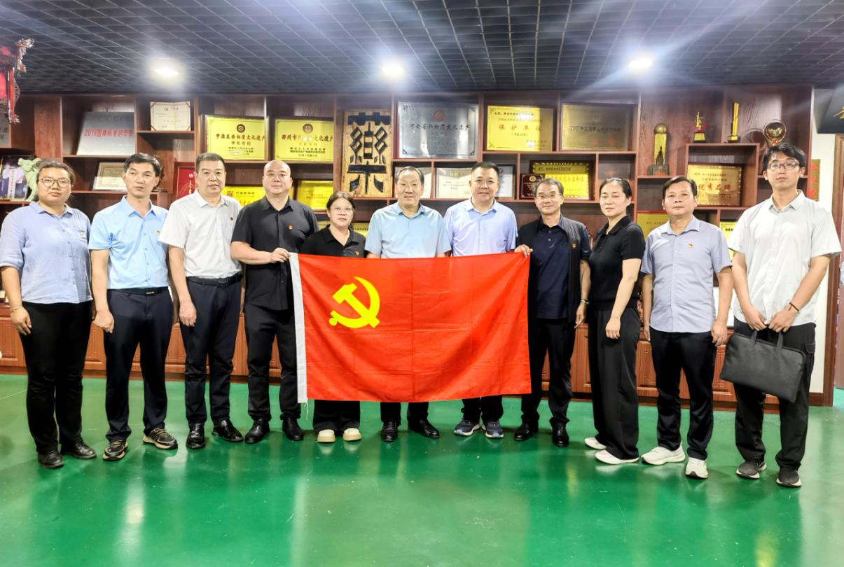 “党建引领聚合力  科技赋能助企行”