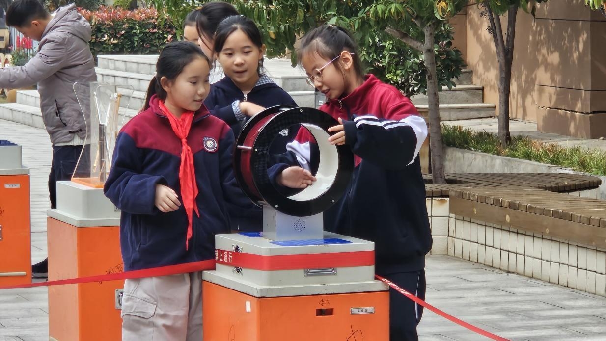 科普大篷车｜行走的科技馆，流动的希望