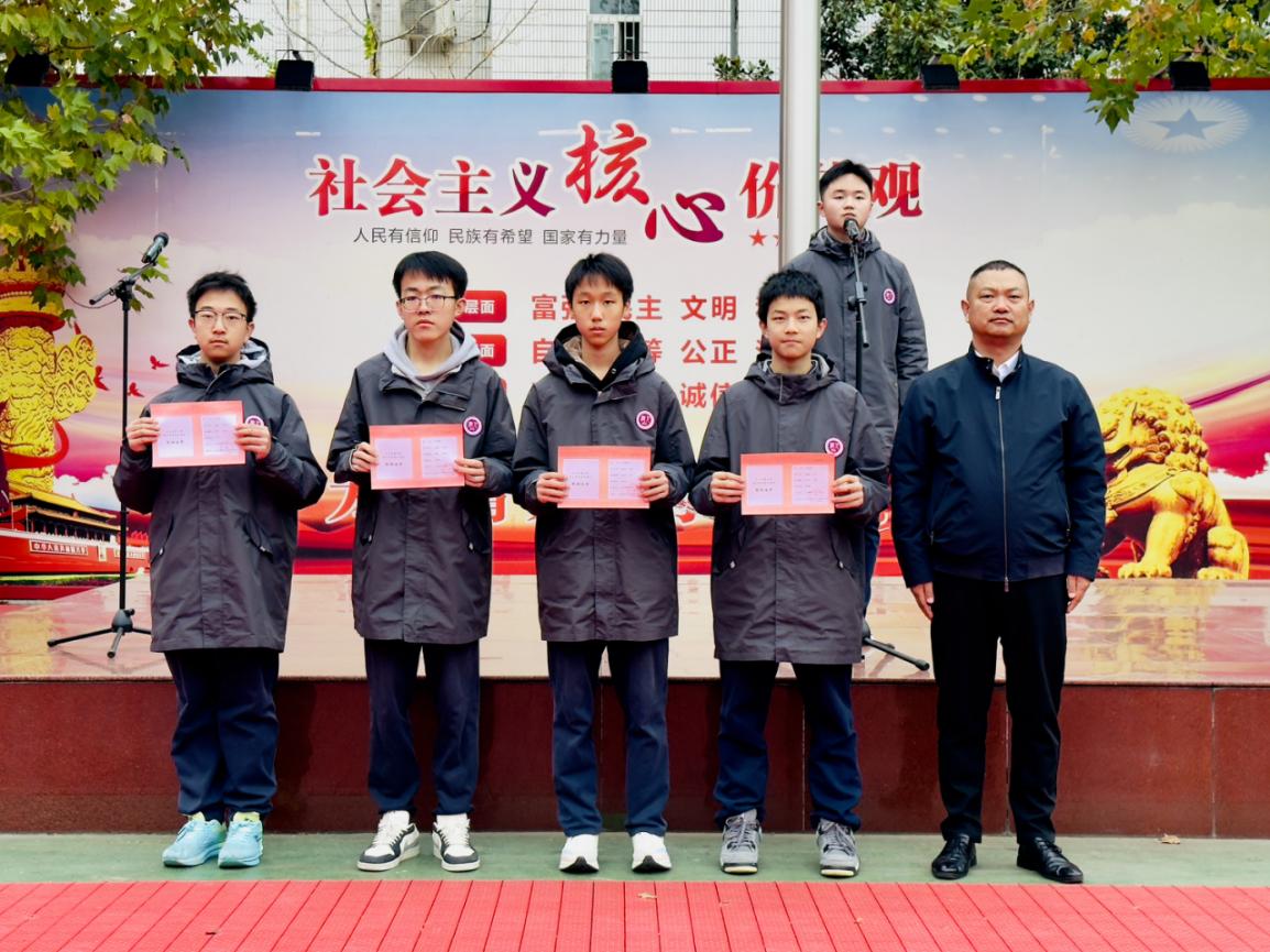 警、校、协三方联动 筑牢平安校园防线