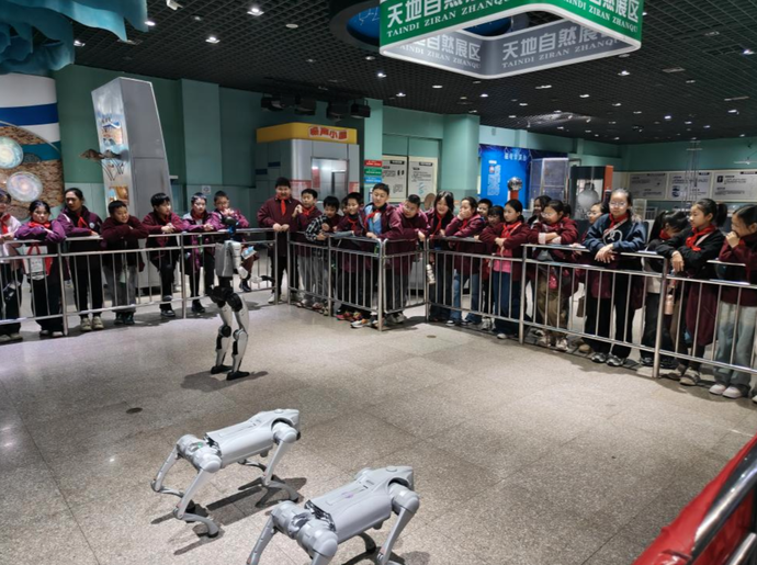 “馆校合作”搭桥 科普活力扎根校园