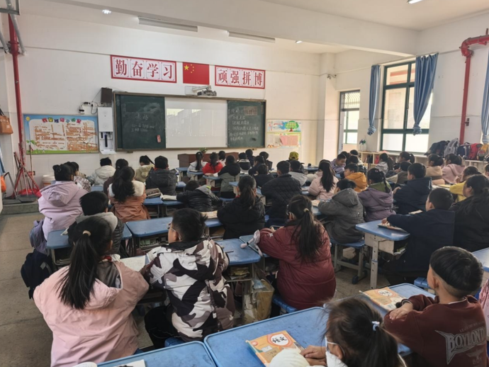 科普入校园 光影载梦想